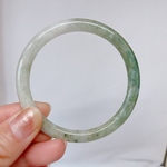 【新入荷】本翡翠保証‼️天然細め丸形本翡翠バングル　内径約57.6mm