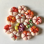 和小物　縮緬細工　和のパーツ　正絹の梅の花12個