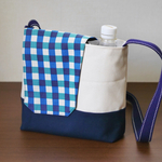 保冷シート付お茶入れショルダー  バッグ紺とチェック