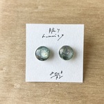 眠り／humming . .  ◯ 耳飾り／10mm〈揺れない〉