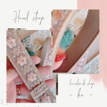 かわいいꕤ︎︎·͜· ︎︎ インド刺繍リボンのハンドストラップ