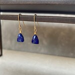 ラピスラズリのトライアングルピアス/イヤリング