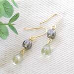 しずく（オリーブ）とキューブのピアス