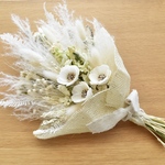 ドライフラワーブーケスワッグ₊⁎⁺˳✧༚*ソーラーコスモスのwhite bouquet＊