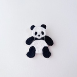 パンダ　刺繍　ブローチ 