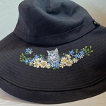 ★猫柄ハット　つば広帽子　折り畳み帽子　猫柄　母の日