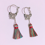 蝶とタッセルのフープピアス
