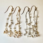 絹糸で編み込んだピアス【金のピアスと銀のピアス】