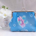 NEW✨ 海と貝殻ぷっくりがま口ポーチ👛　貝　小銭入れ　小物入れ　 ハンドメイド　プレゼントにも　ブルー