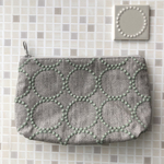 new!   tambourine  大きめ ポーチ　20  グレー×ライトグリーン　ミナペルホネン の刺繍生地　タンバリン　コスメポーチ