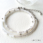 【再】ホワイト×クリスタルシルバーのビーズブレス クルクルっと巻いて3連に 爽やか・上品・クール （ネックレスにも使える！）