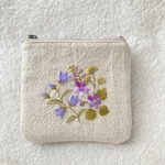 コットンリネンと刺繍の春の野の花ポーチ4