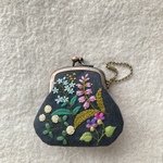 コットンリネンと刺繍の野の花がま口10