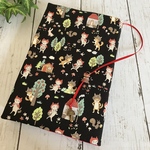 【単行本ブックカバー】猫ずきん×きのこチャーム