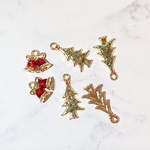 【素材】クリスマス🎄チャーム エポ付き 2種類 MIXセット 計6個