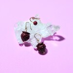 苺のシナバー 天然石ピアスとピンキーリングのセット