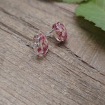 ぶんぶんのベランダにて　つゆのはじまり　耳たぶはりつく紫陽花ピアス