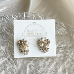 glowgarden(ピアス)ビジュー　クリスタルガラス　花　ゴールド　上品　大人可愛い　高品質　チェコビーズ　華やか　お呼ばれ