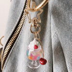 星のキーホルダー＊カラフルゼリー入りクリームソーダ＊ゴールド＊さくらんぼチャーム付き🍒