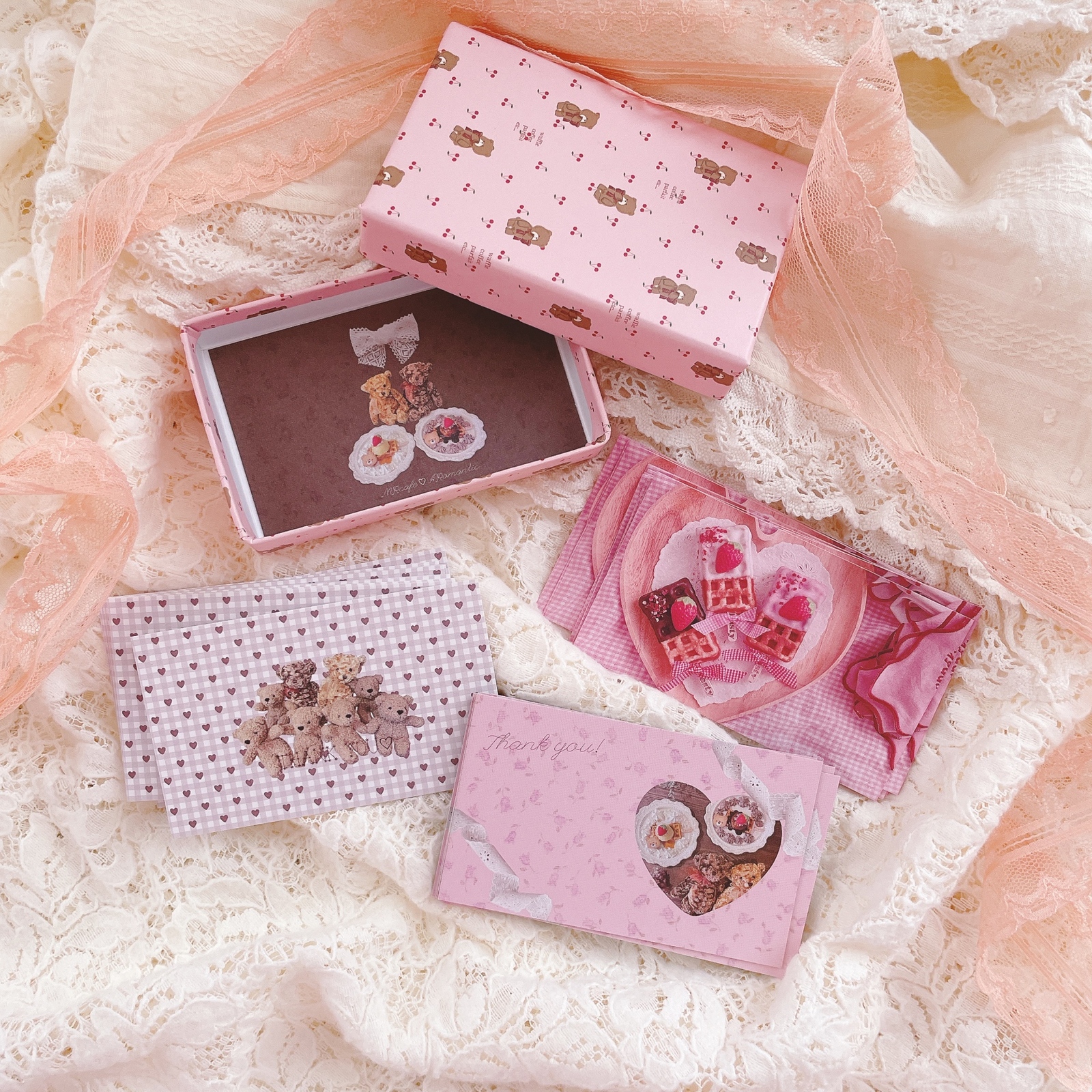 国内作家様 ARomantic様 Tasty cafe様 赤チェック 4点セット 国内作家様 ARomantic様 Tasty cafe様 赤チェック 4点セット