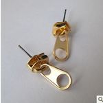 ジッパースタッズ ピアス メンズOK