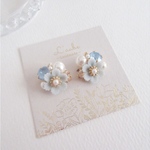 bijou flower（スカイブルー）ピアス/イヤリング