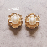 no.663 ゴールド マット パール メタル フラワー ピアス、イヤリング