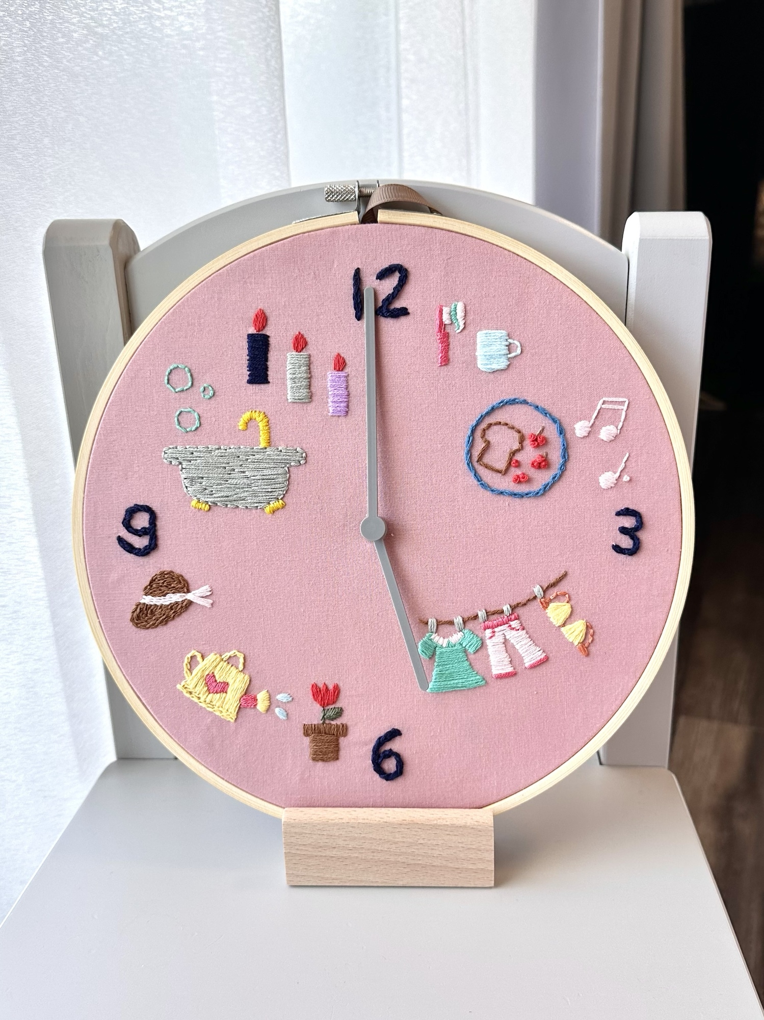 刺繍時計 壁掛け時計 置き時計 子供部屋 インテリア 家具 刺繍