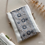 new💙インド刺繍リボンスマホポシェット blue✨スマホショルダー お散歩ショルダー サコッシュ