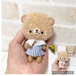 足が動く！ワンピース2枚付き小さなあみぐるみくまちゃん(ラッピング無料)(オプションでキーホルダーに加工可能です)