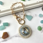 ビーズ刺繍バッグチャーム(シーグラス水色)