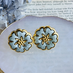 アンティークボタン　イヤリング　フラワーミント