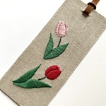 チューリップの刺繍　ブックマーカー