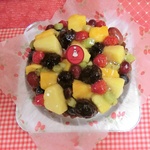 ５号　フルーツいっぱいトッピングのチョコタルト♪(＾◇＾)