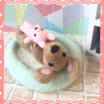 仰向けごろん ダックスフンド（クリーム）