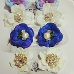 お花ピアス