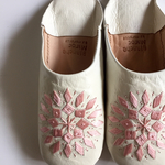 バブーシュ<刺繍white×pink>