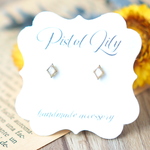No.52931 小さいゴールドダイヤ樹脂ピアス アレルギー対応 made by PISTOL LILY