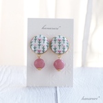 お花の刺繍イヤリングorピアス・いちりん《桃》