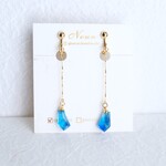 海の破片〔ノンホールピアス / イヤリング / チタンピアス / シンプル / レジン / 海 / 夏 / 水色 / 青 〕       