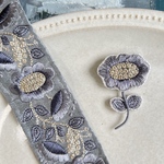 インド刺繍リボン そのまま ブローチ ブルー 青 シルバー かわいい 個性的 花 お花 インドリボン インド刺繍 刺繍 ニュアンス くすみカラー キラキラ おしゃれ オシャレ 華やか 派手 #75