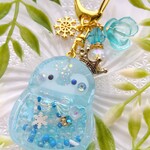 (新作)雪ミニペンギンさん❄シェイカーキーホルダー
