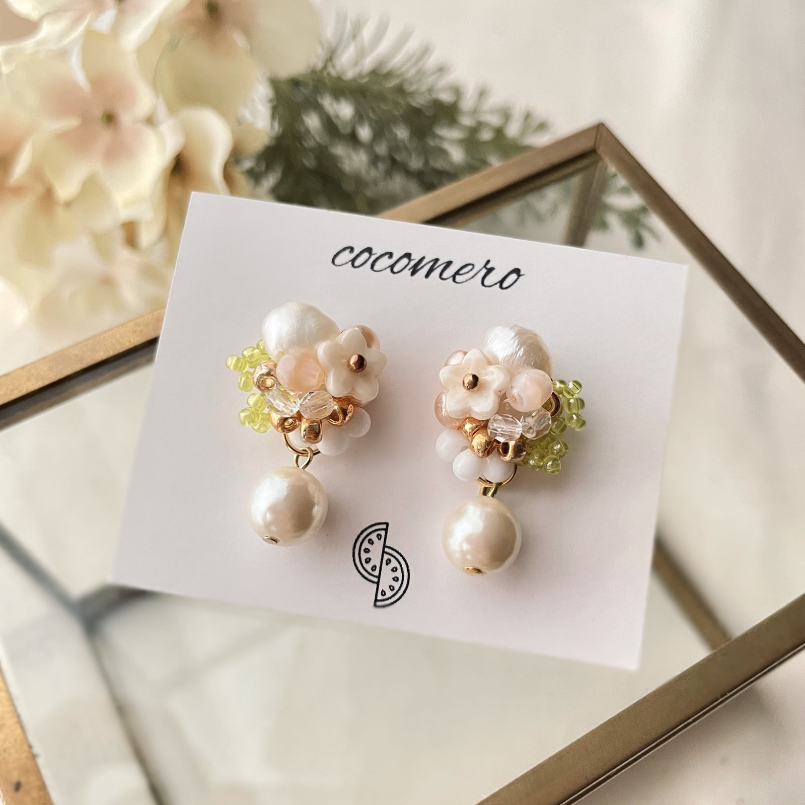淡水パール ナチュラルフラワーブーケピアス|お花 グリーン