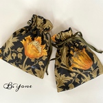 B.Yone ウイリアムモリス「アネモネ」　巾着ポーチ　グリーン　moda 花　プレゼント　ギフト　ウィリアムモリス　バッグ　母の日