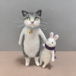 no.209 ウサギ人形と猫さん