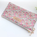 LIBERTY　Betsy Ann　ベッツィアン　ピンク　ビニコの仕切り付きぺたんこポーチ　★通帳ポーチ、ペンケースに♪