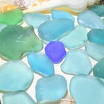 海辺の輝き　ブルー系色中型サイズ徳盛りカケラ（シーグラス）
