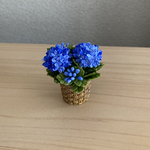 16  紫陽花　籠模様の鉢　