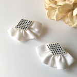フリルピアス(white＆blue)
