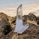 レムリアンシード(Lemurianseed)/ トライゴーニック(Trigonic)/  クォーツクラスター(Quartz Cluster)   S00522 天然無研磨 クォーツ パワーストーン